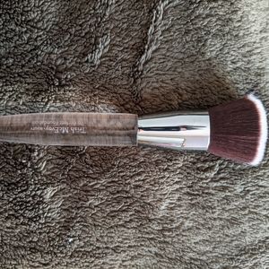Trish mcevoy 76 foundation brush